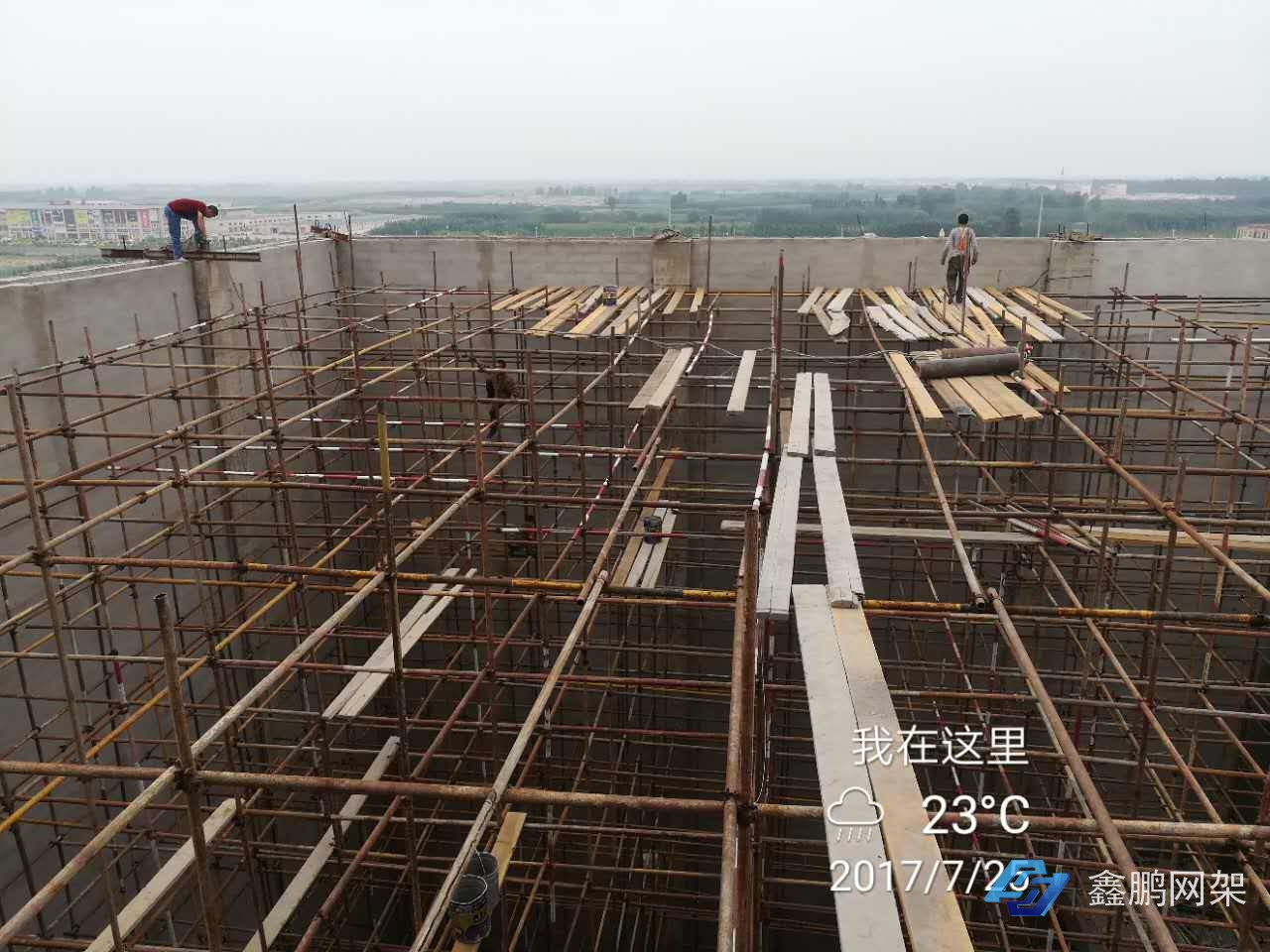 內(nèi)蒙古婺源縣采光頂網(wǎng)架深度文化中心施工現(xiàn)場